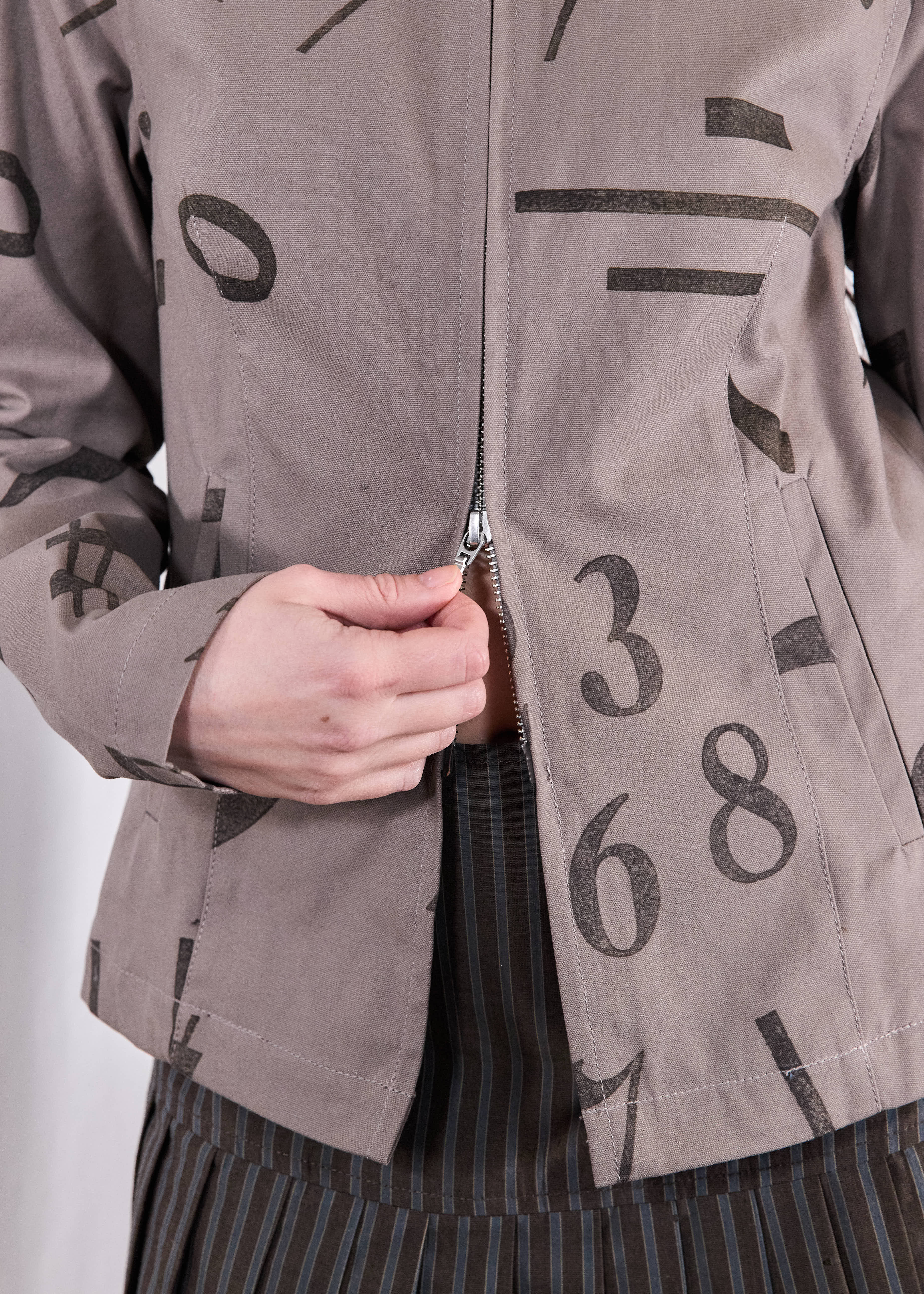 Alden Jacket | Music - Image 6