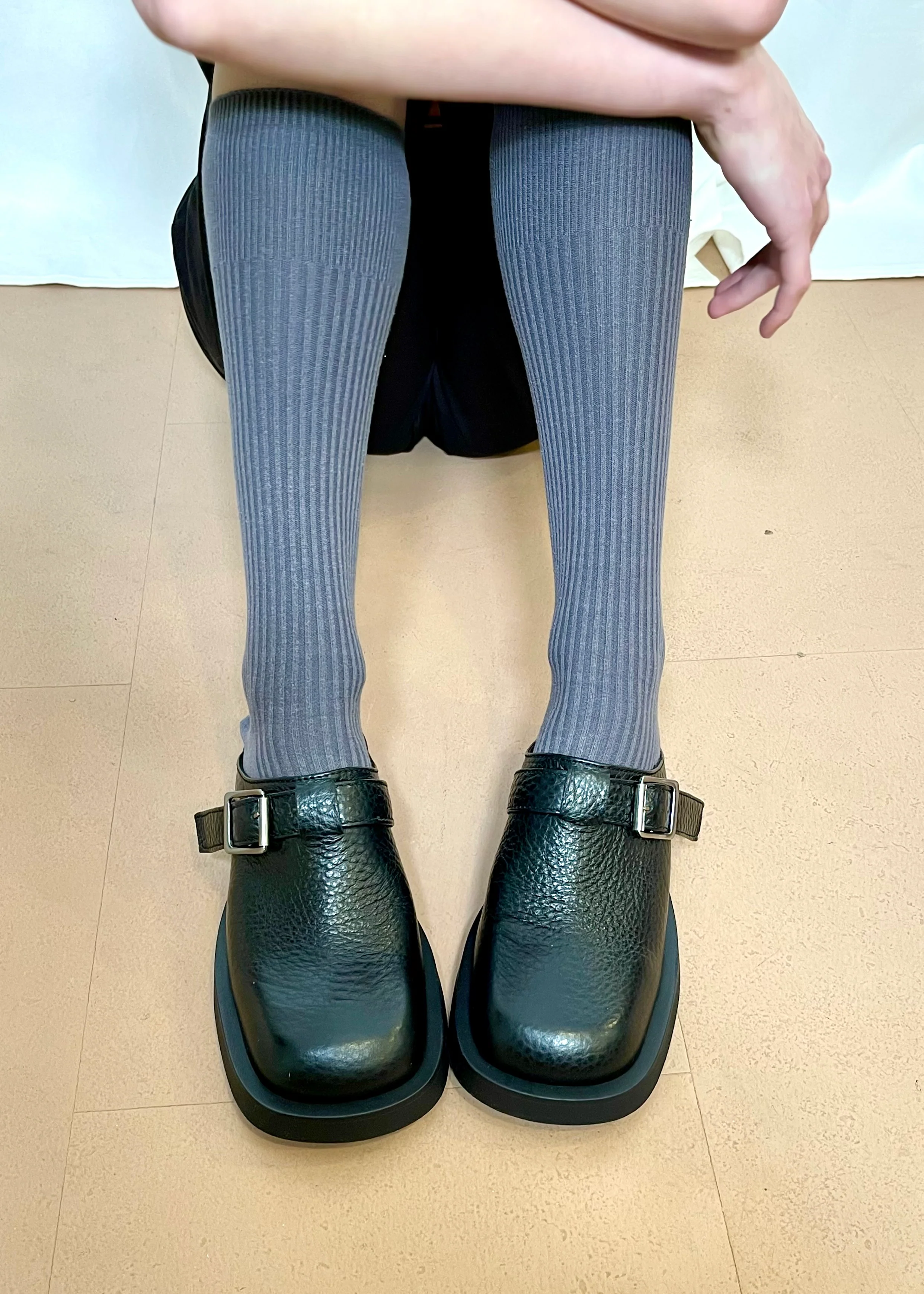 Aroa Mules | Black