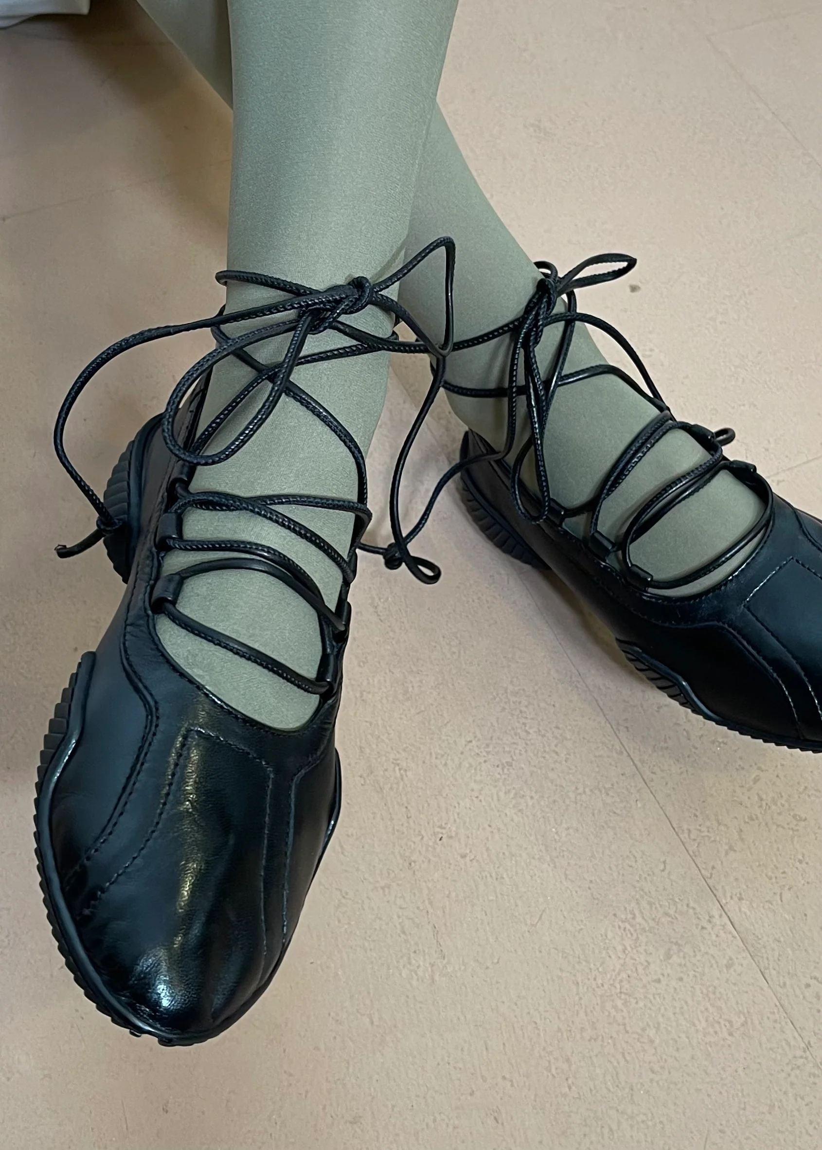 Averie Lace Ballerinas | Black - Image 3