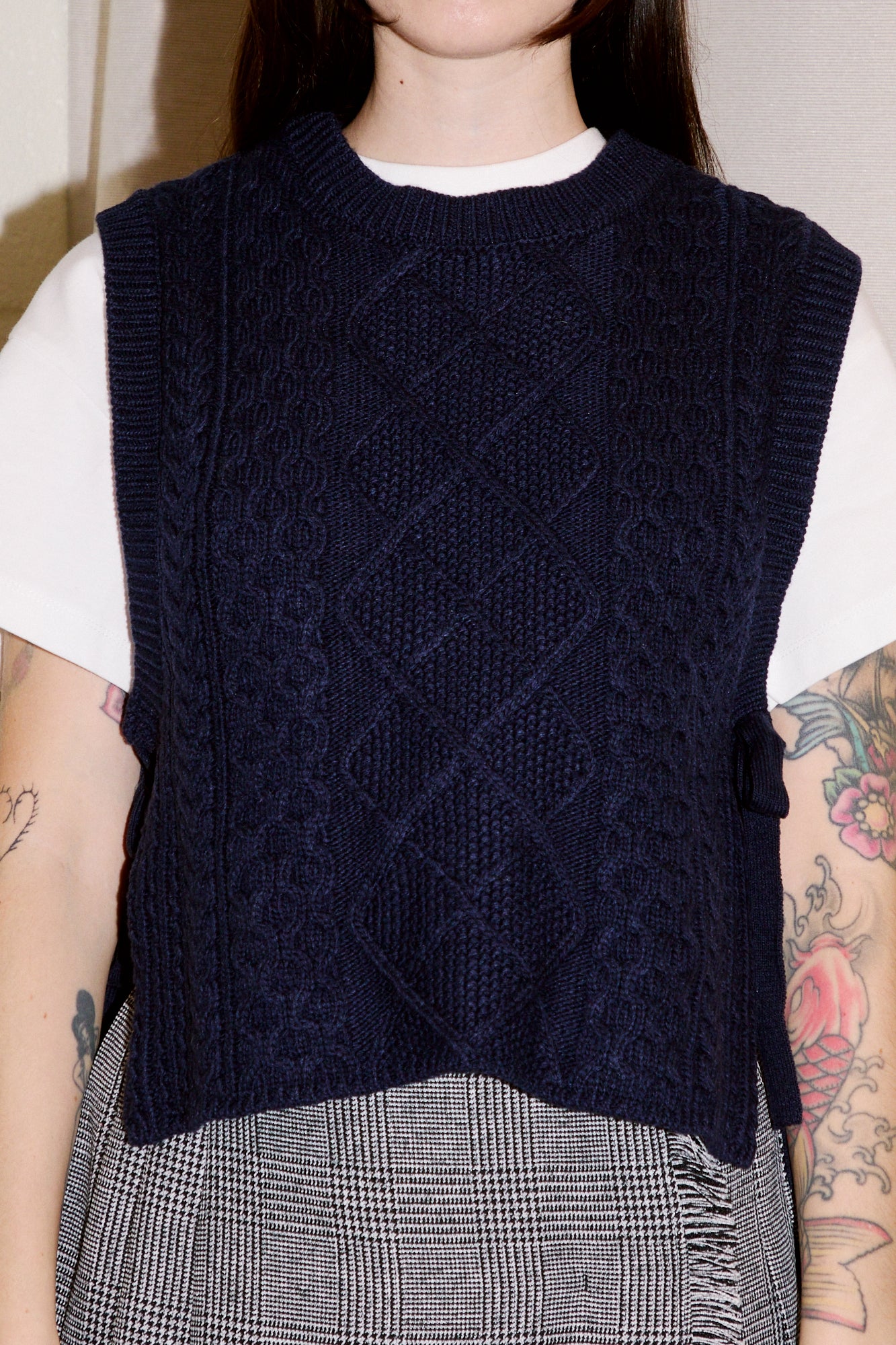 Alan Side Ribbon Vest | Navy - Image 3