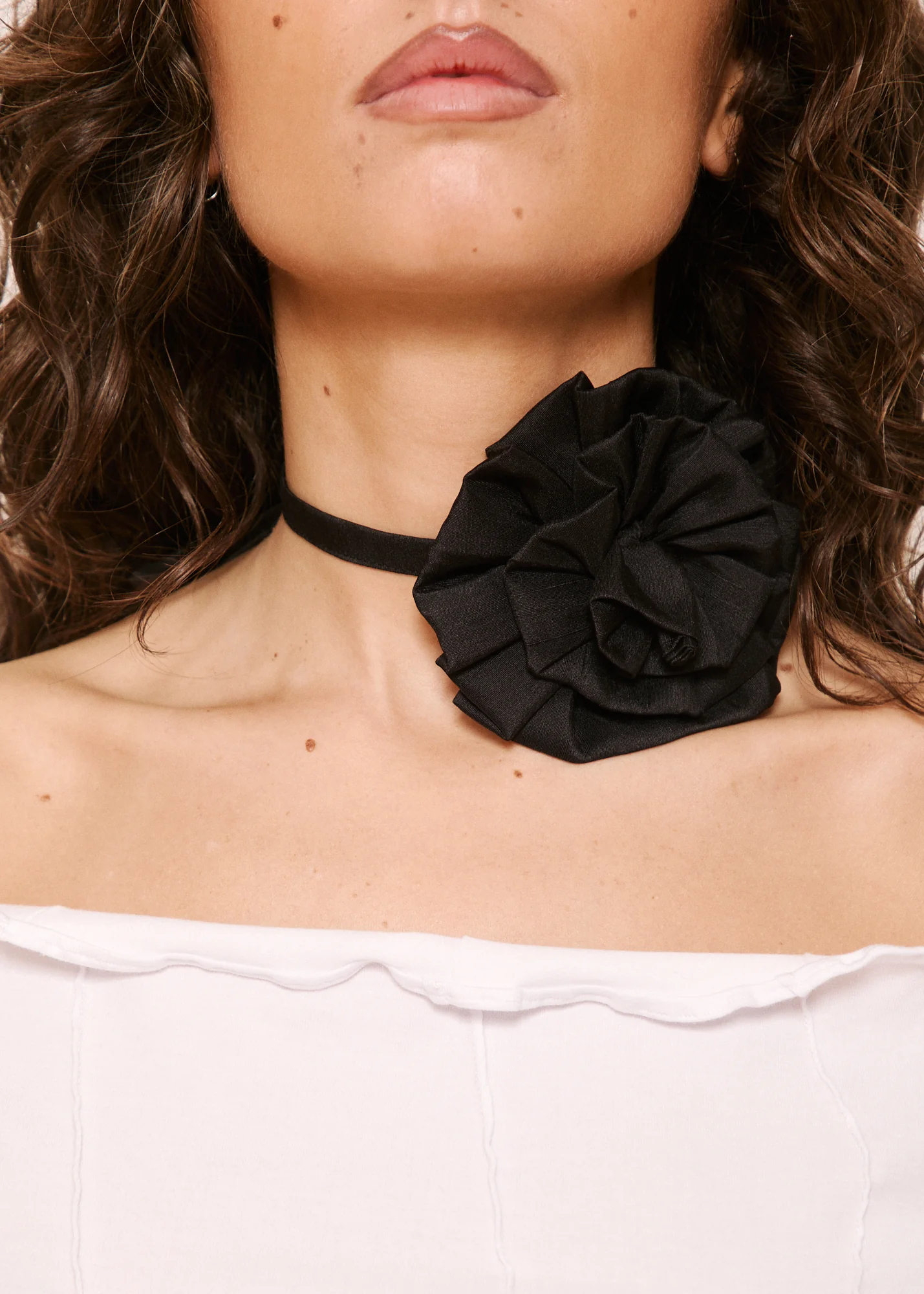 Black Rosette Tie - Image 3