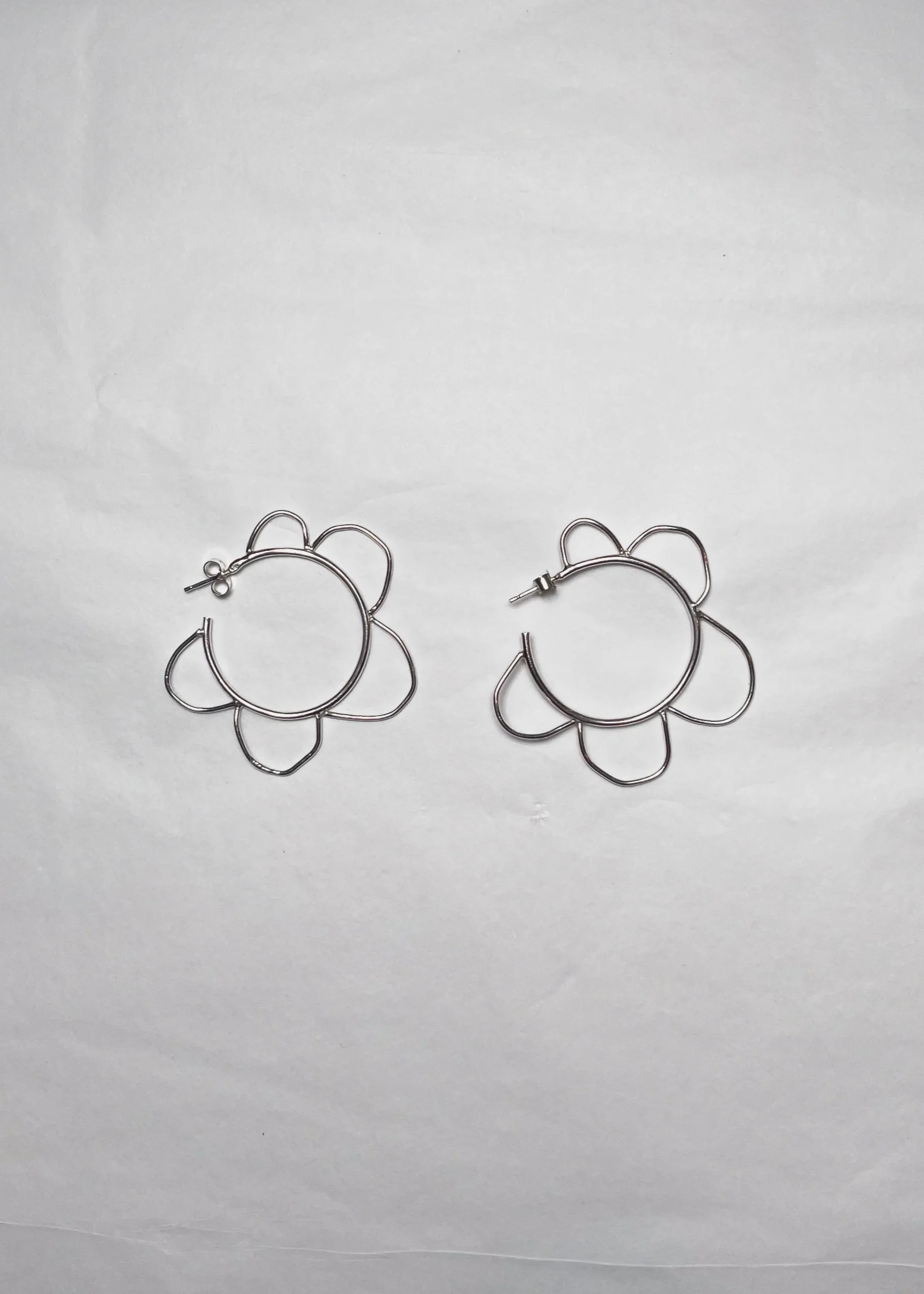 Bloom Hoops Medium