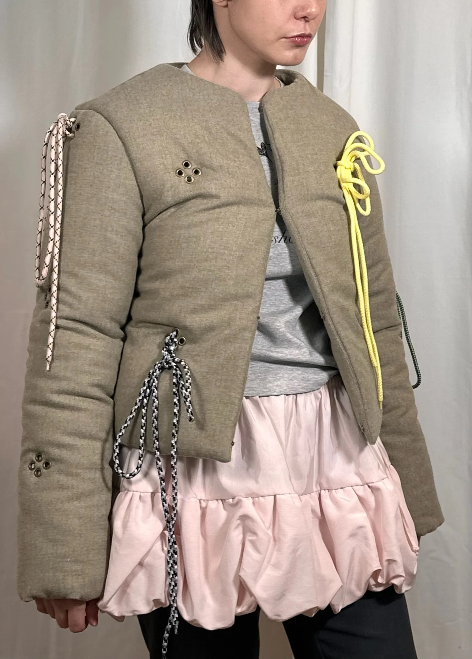 Drawstring Puffer | Woolen Suiting