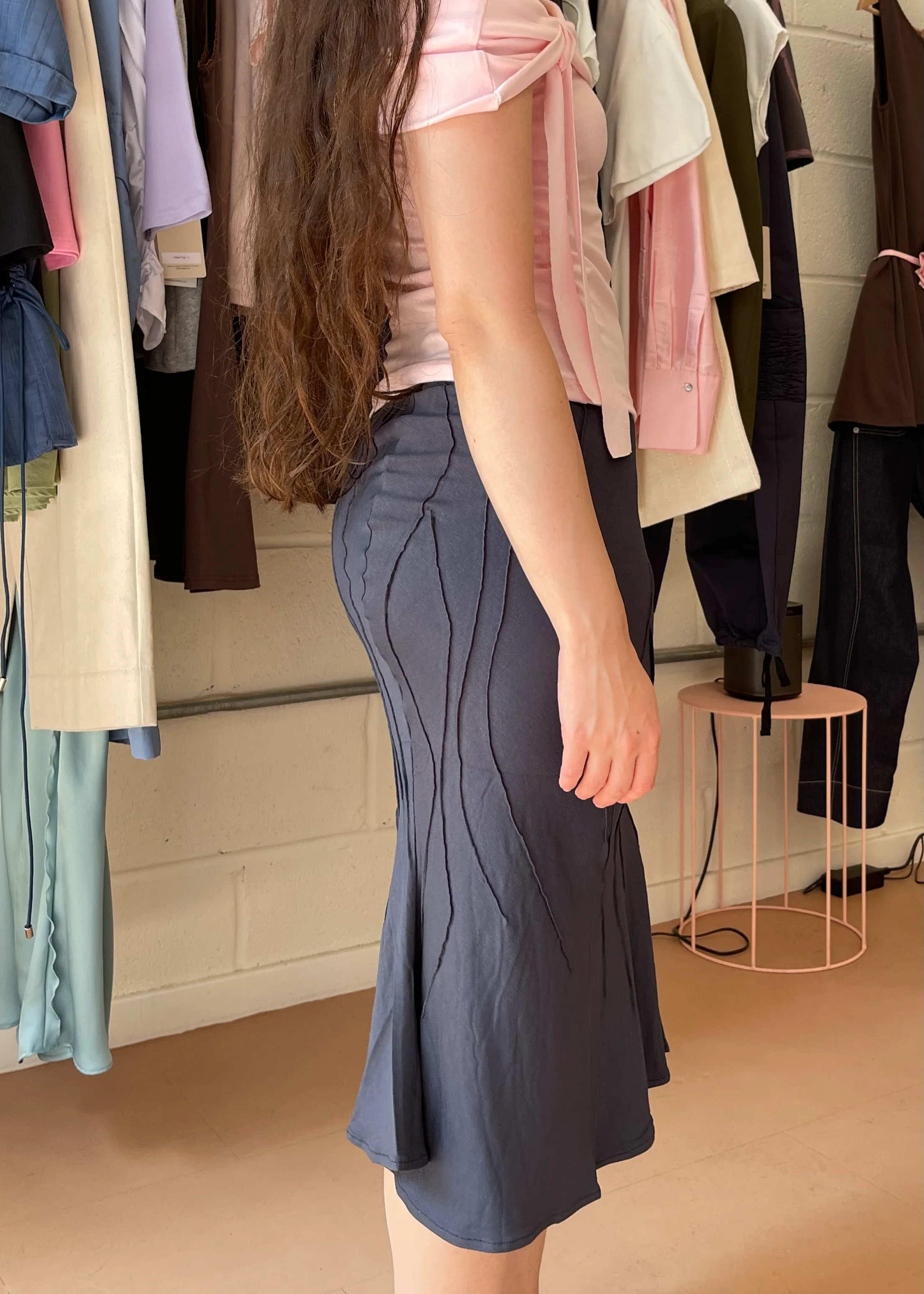Figure Skirt Navy - Image 7