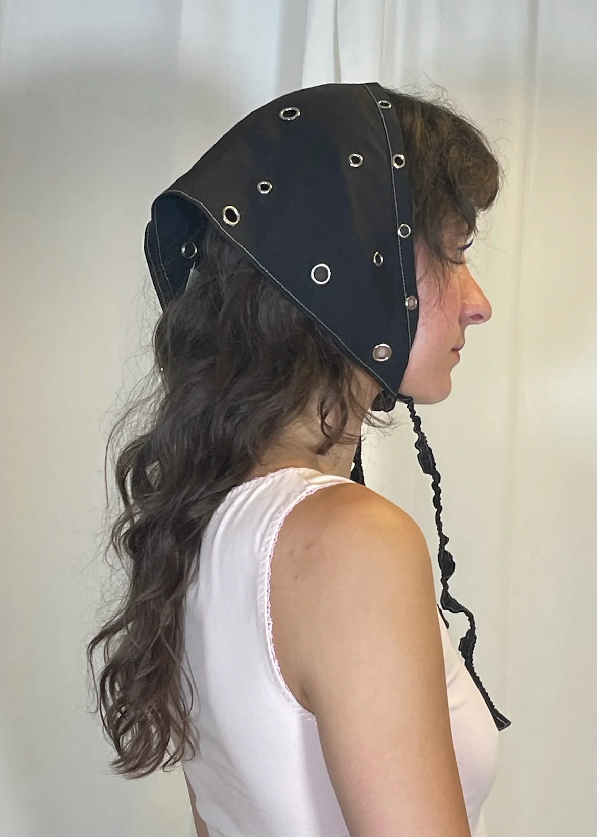 Lotus Piercing Bandana Black - Image 7