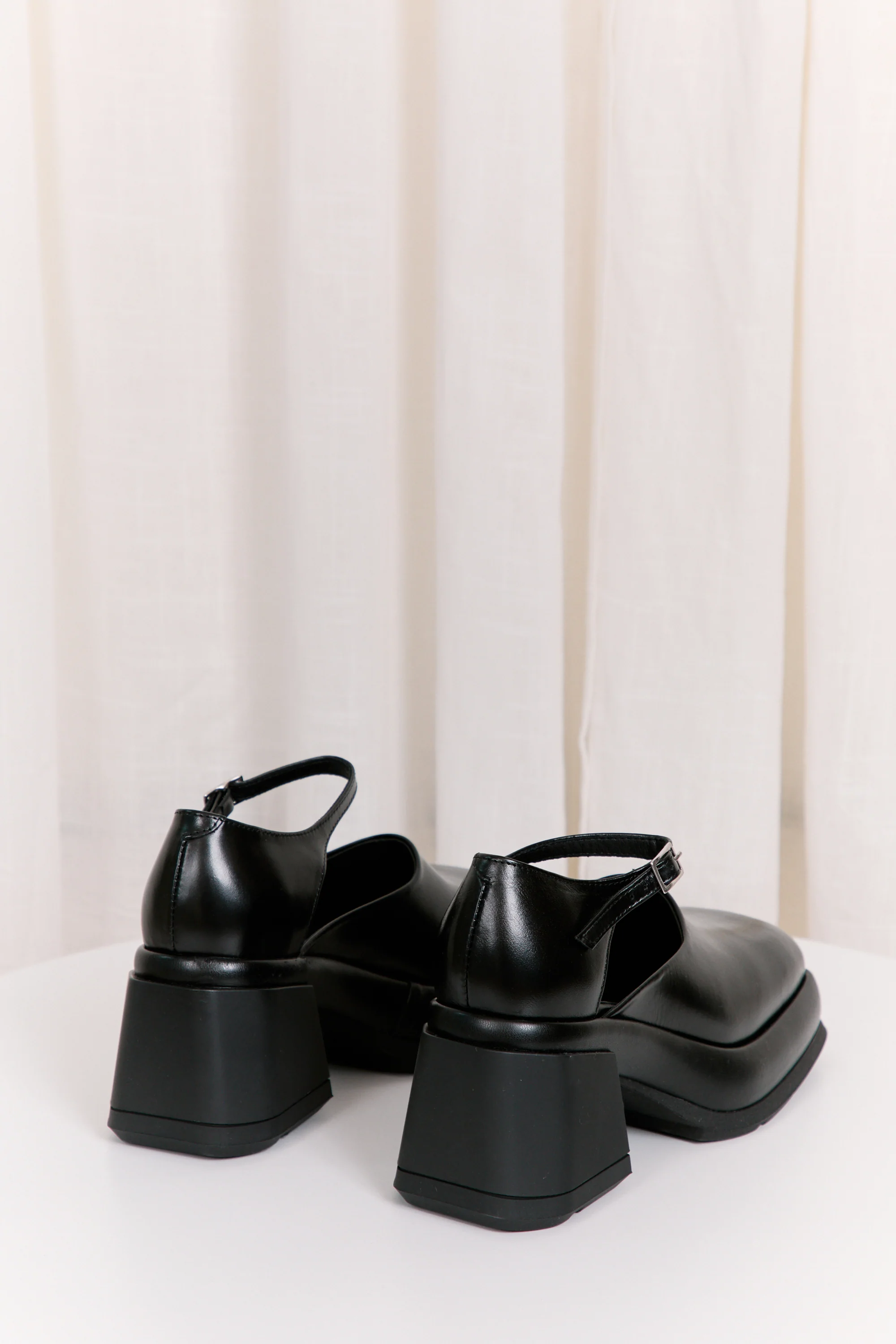 Coral Mary Jane | Black Court - Image 5
