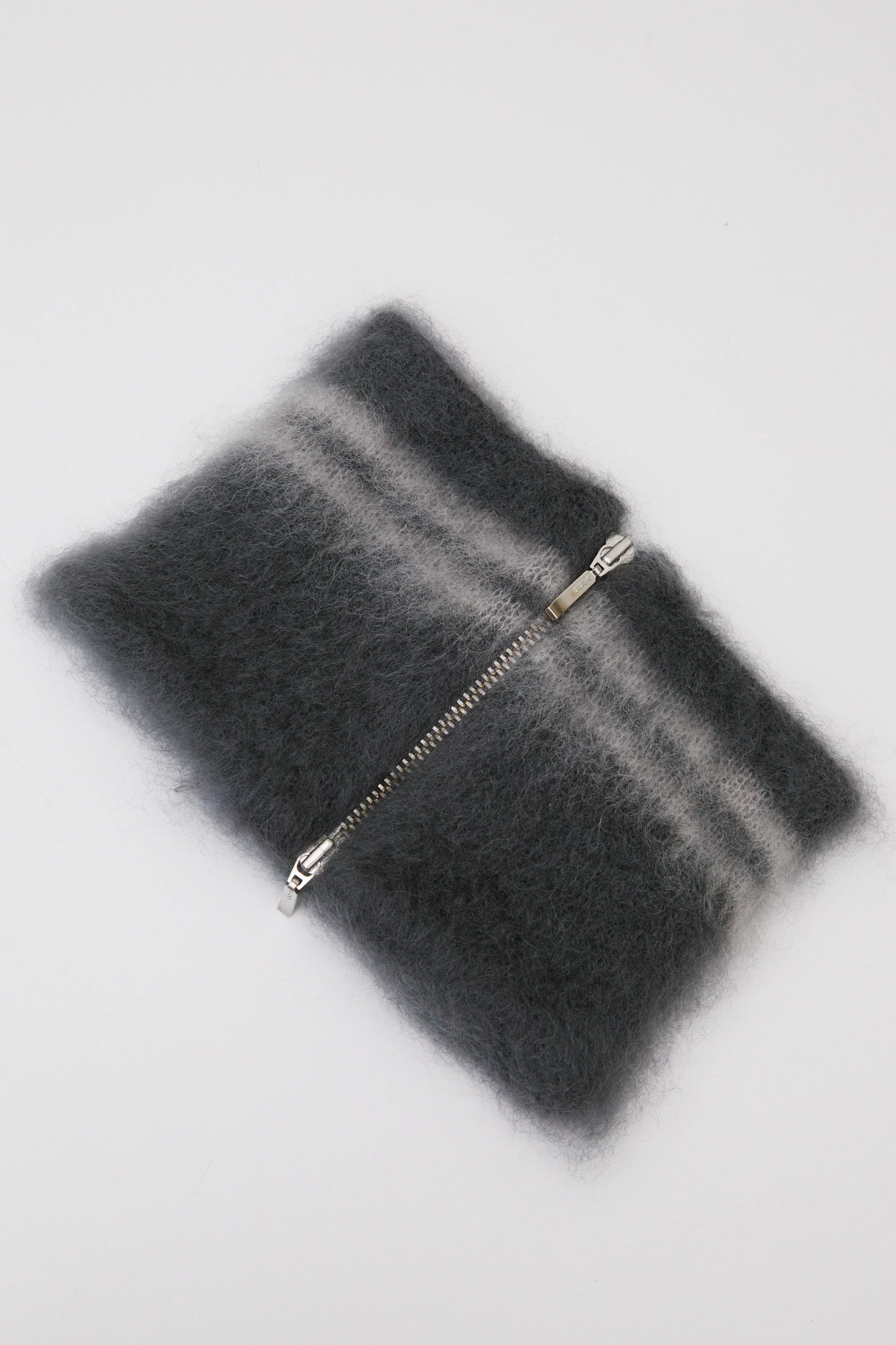 Karan Mohair Collar | Gray - Image 4