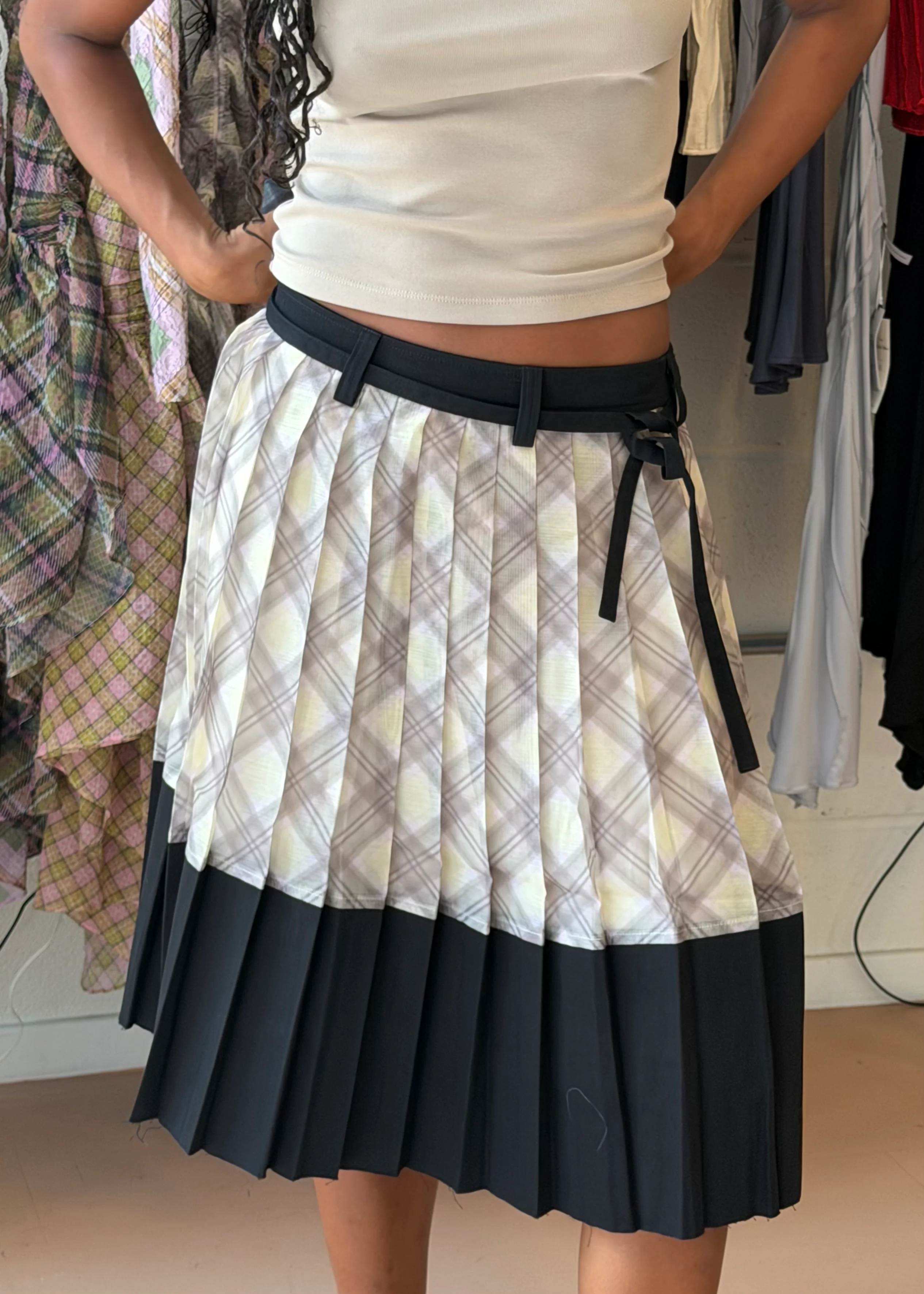 Organza Pleated Midi Skirt in Porcelain Black - Image 2