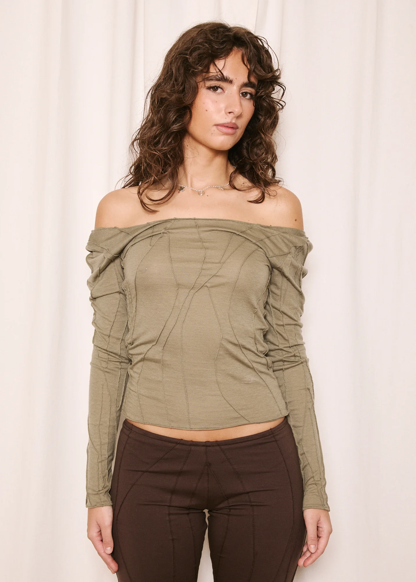 Round Blouse Olive - Image 2