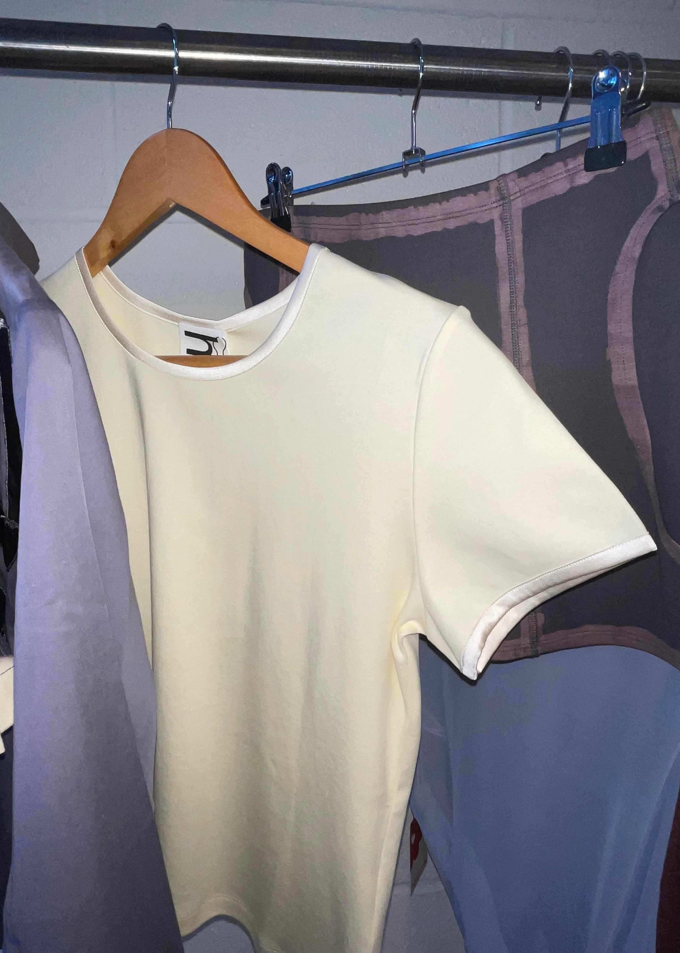 Talia Tee Light Yellow - Image 2