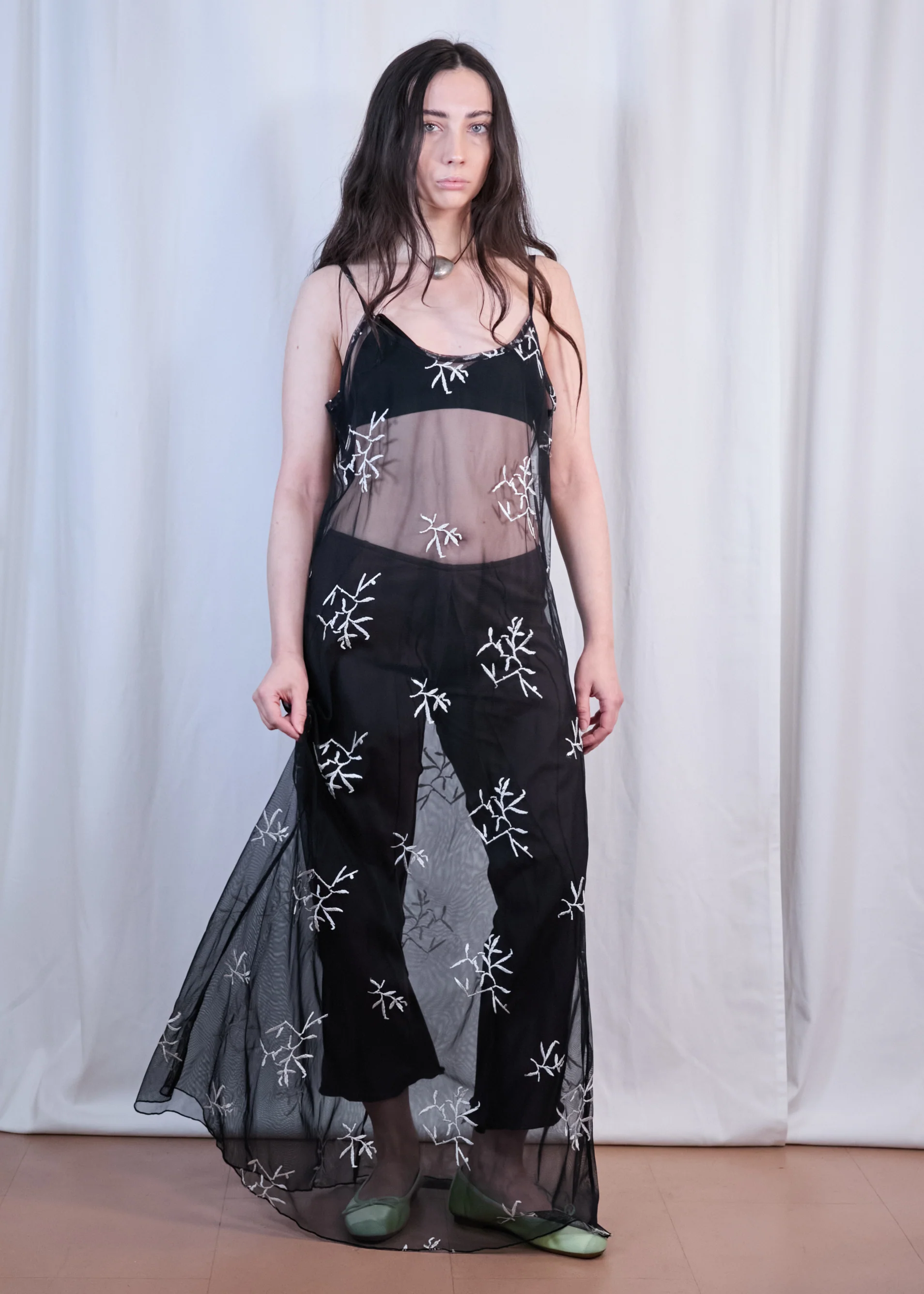 Black Flower Embroidery Maxi Dress - Image 4
