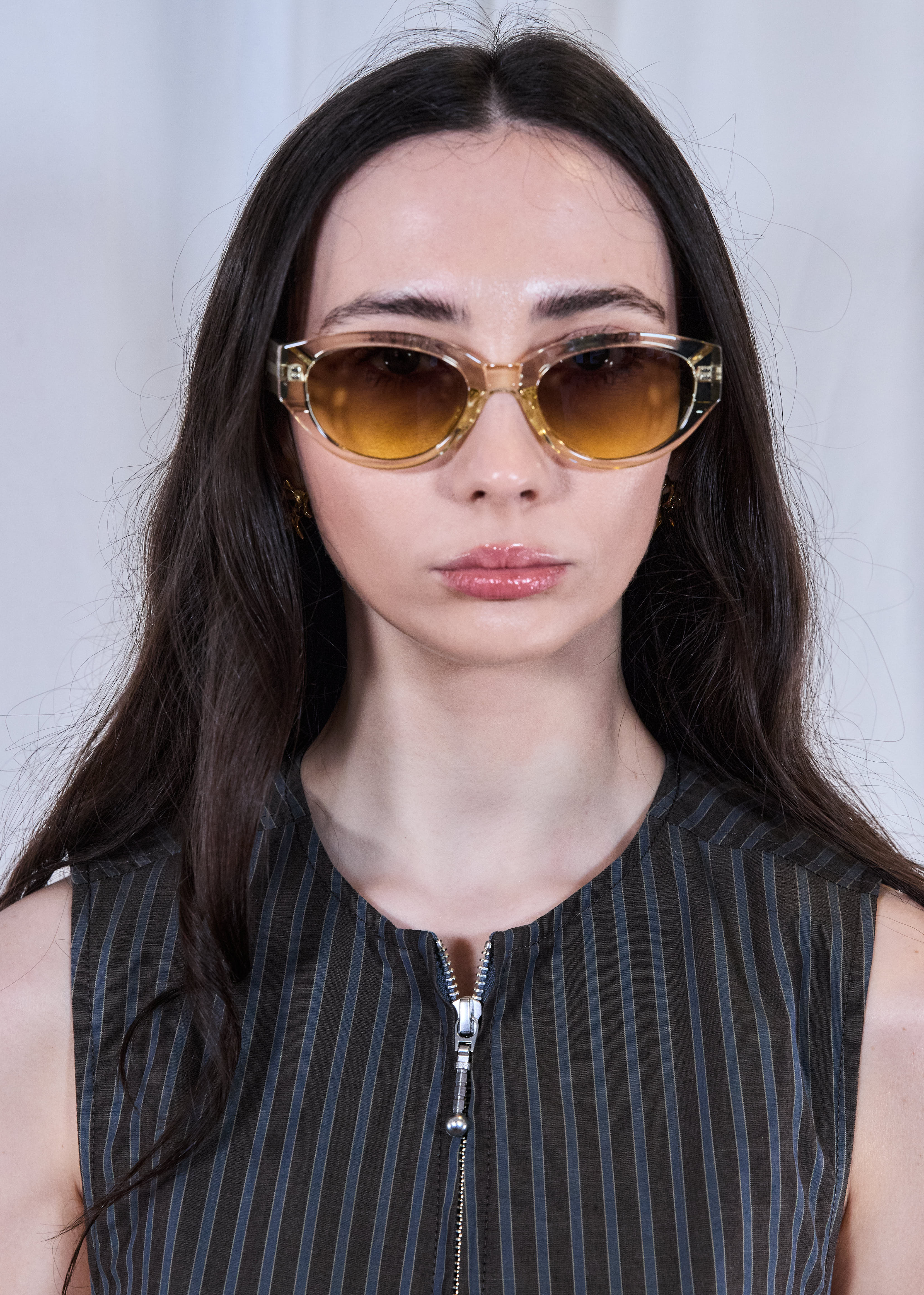 Winnie Ecru Transparent Sunglasses - Image 3